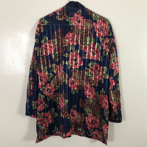 Victoria’s Secret Floral Button Up Pajama Top - Picture 5 of 6